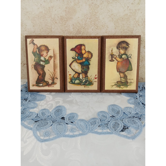 Vintage Bonnie Wall Plaques Set of 3 - Hummel Style Wall Prints 4x6" - Picture 1 of 9